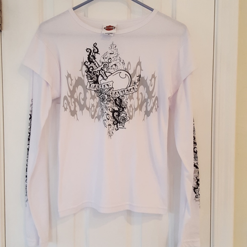 2/$25 Harley Tshirt Long Sleeved Like New M